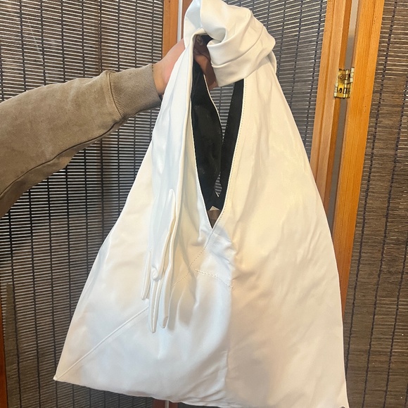 MM6 MAISON MARGIELA White Glove Tote - Picture 1 of 3